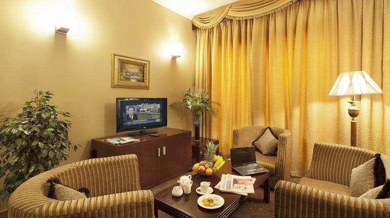 Ewa Hotel Дубай Экстерьер фото