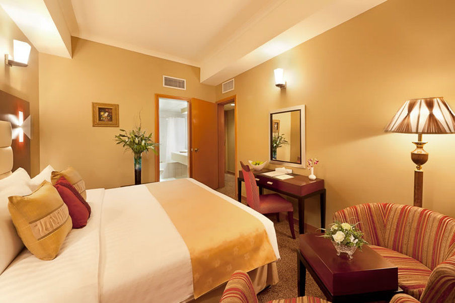 Ewa Hotel Дубай Экстерьер фото